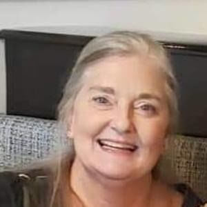 Meet your Posher, Deborah